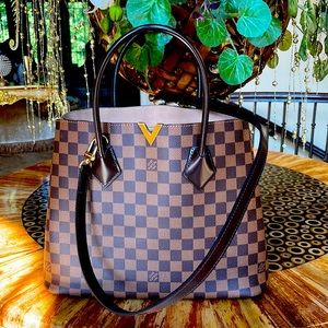 Louis Vuitton Kensington bag